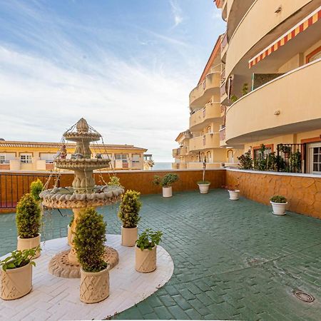 797 Holiday Rentals- Piso Con Amplia Terraza A Solo 1 Min De La Playa 贝纳尔马德纳 外观 照片