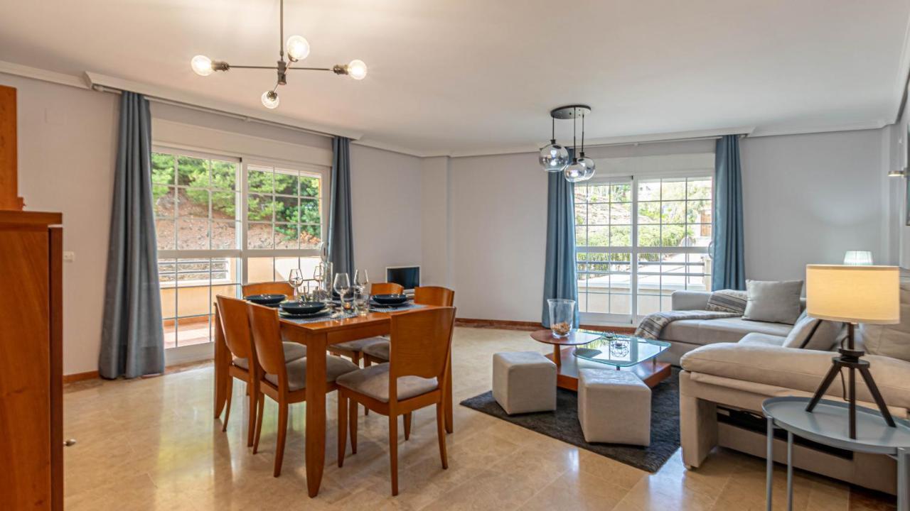 797 Holiday Rentals- Piso Con Amplia Terraza A Solo 1 Min De La Playa 贝纳尔马德纳 外观 照片
