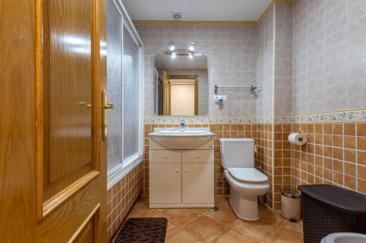797 Holiday Rentals- Piso Con Amplia Terraza A Solo 1 Min De La Playa 贝纳尔马德纳 外观 照片