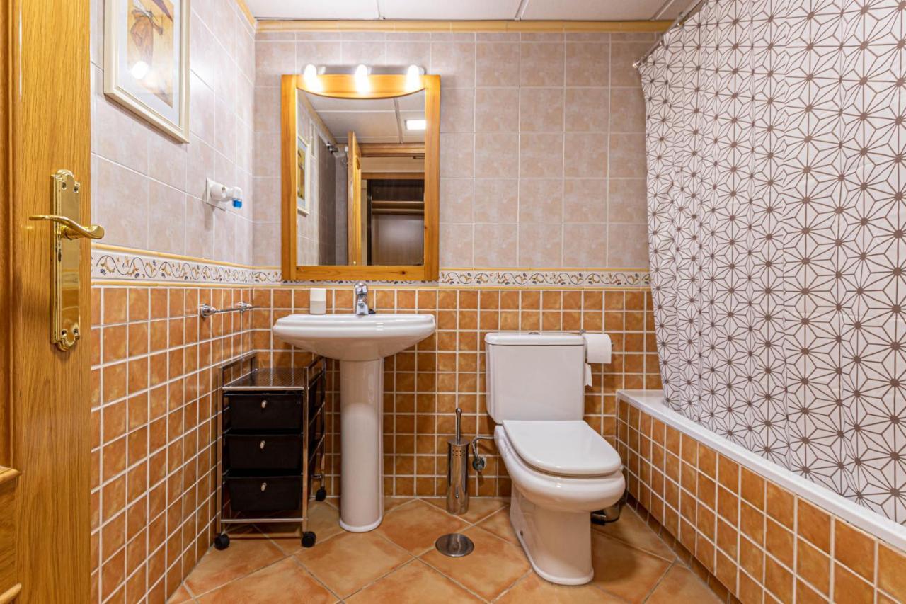 797 Holiday Rentals- Piso Con Amplia Terraza A Solo 1 Min De La Playa 贝纳尔马德纳 外观 照片