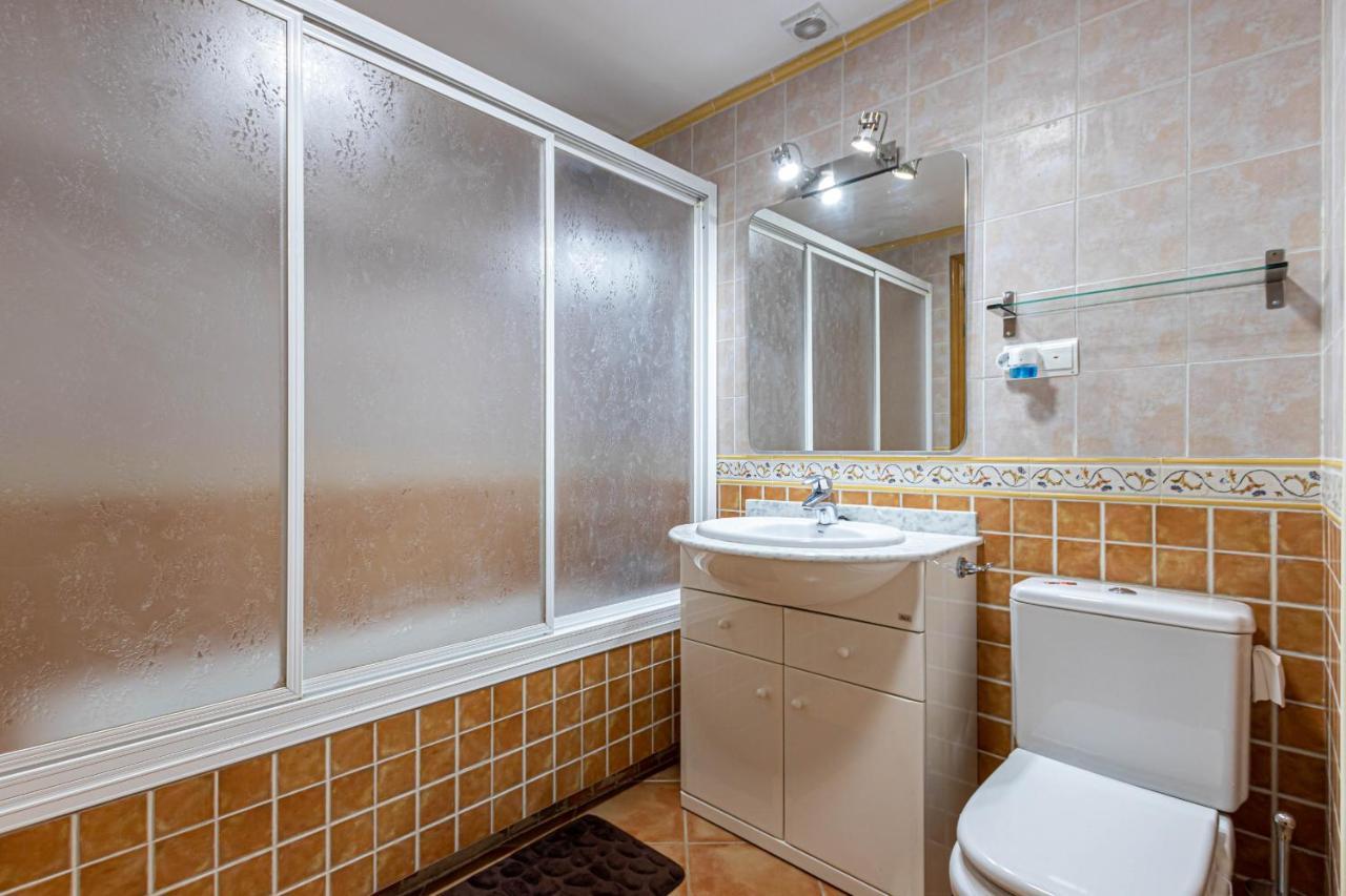 797 Holiday Rentals- Piso Con Amplia Terraza A Solo 1 Min De La Playa 贝纳尔马德纳 外观 照片