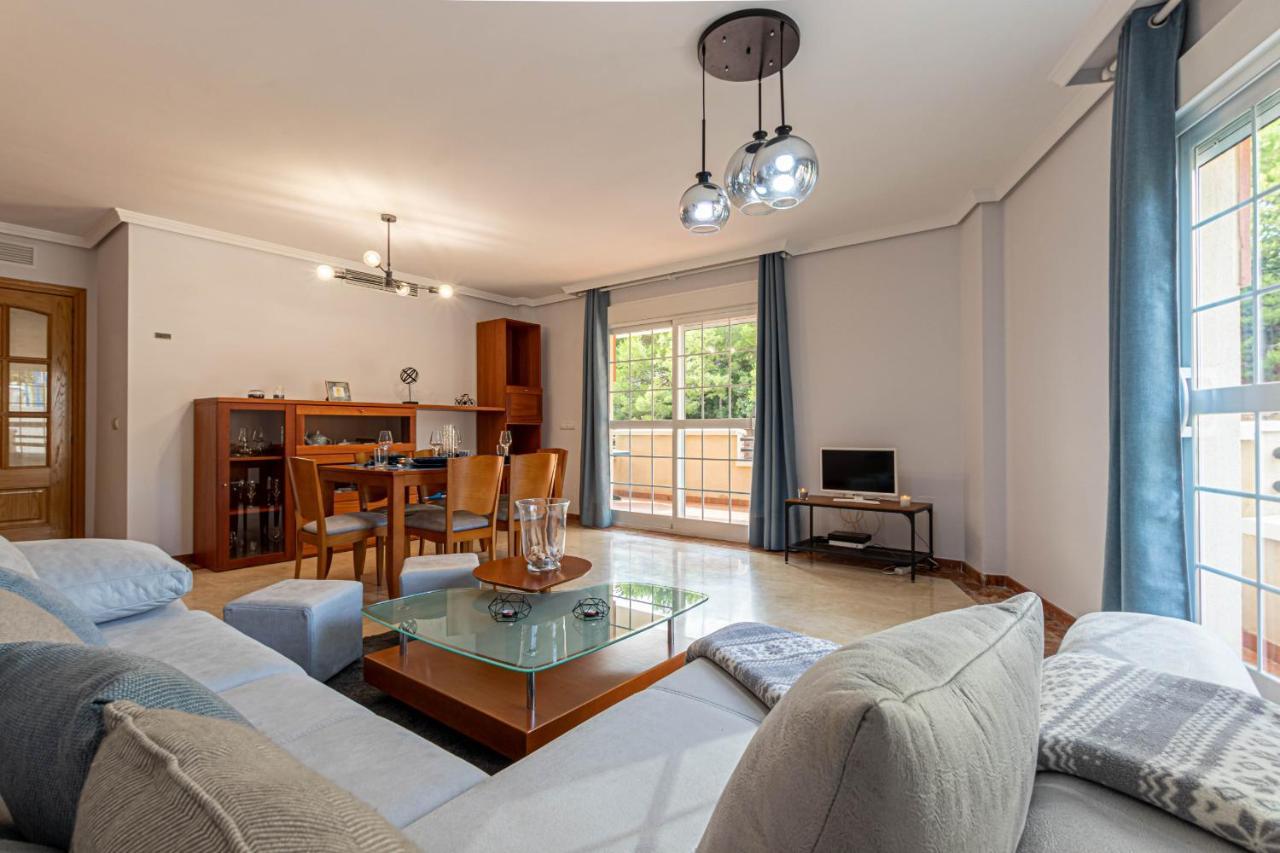 797 Holiday Rentals- Piso Con Amplia Terraza A Solo 1 Min De La Playa 贝纳尔马德纳 外观 照片